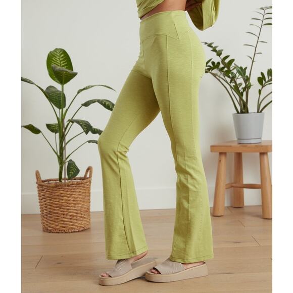 NWT Known Supply Matcha Green Flared Leggings - Size XL Organic Cotton Lounge - Picture 1 of 11
